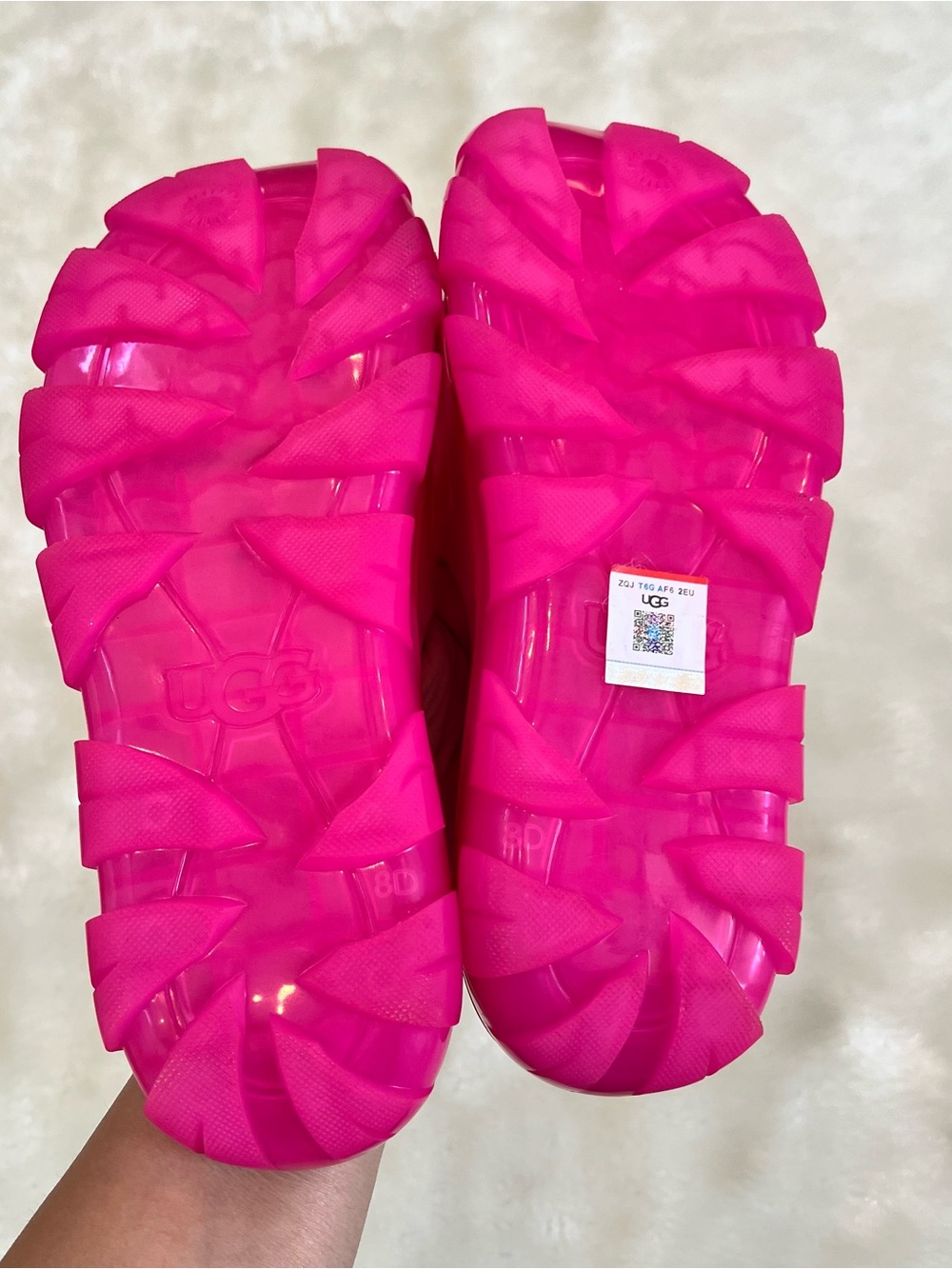 UGG Jella Clear Slide - Picture 6 of 8